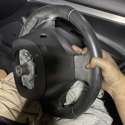 G37 Steering Wheel