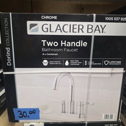 Glacier Bay
Dorind 4 in. Centerset Double Handle High-Arc Bathroom Faucet in Chrome