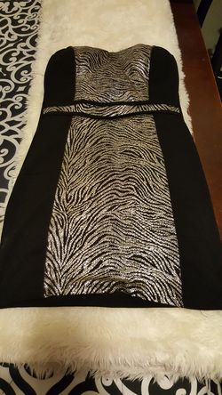 Small gold and black DRESS