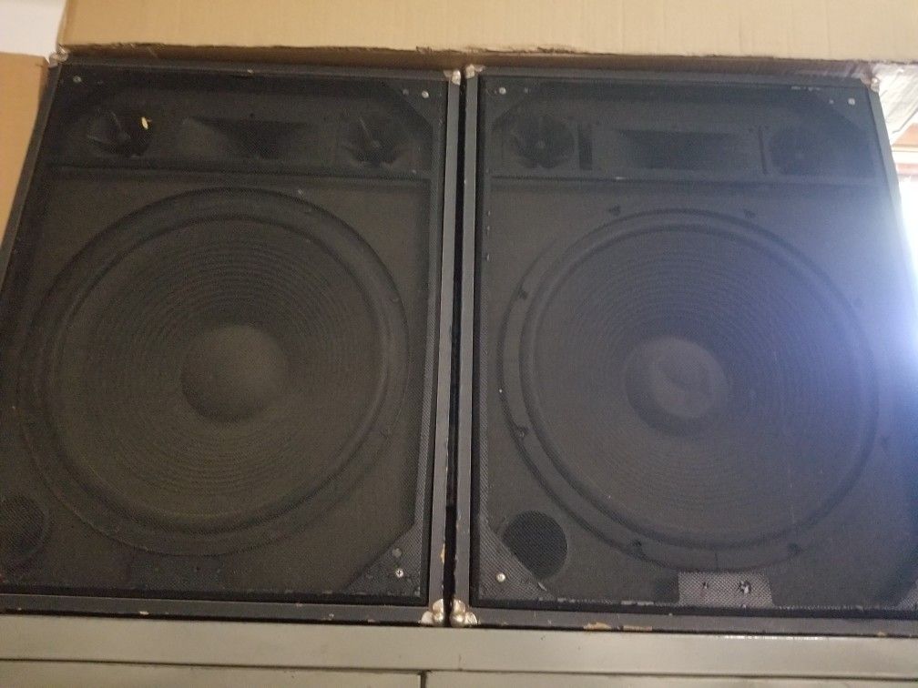 Speakers,pa/stereo