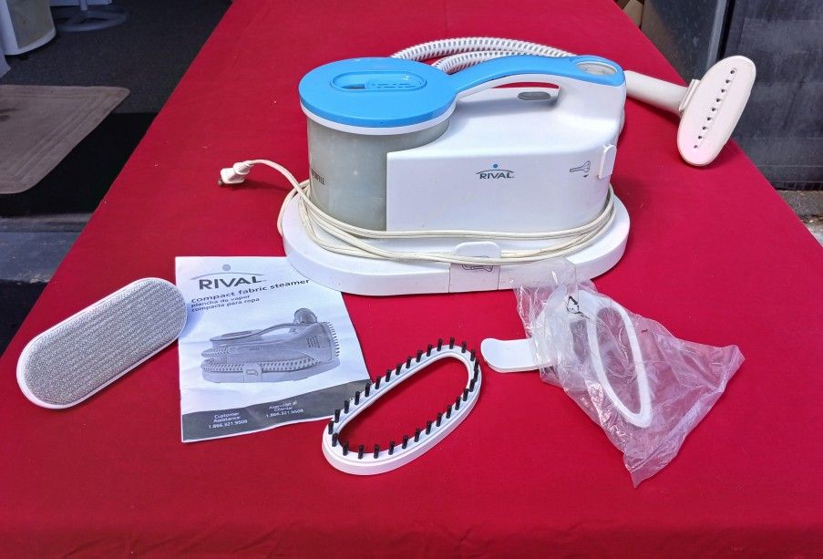 Rival Compact Fabric Steamer
