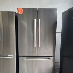 Bosch French Door SS Refrigerator 