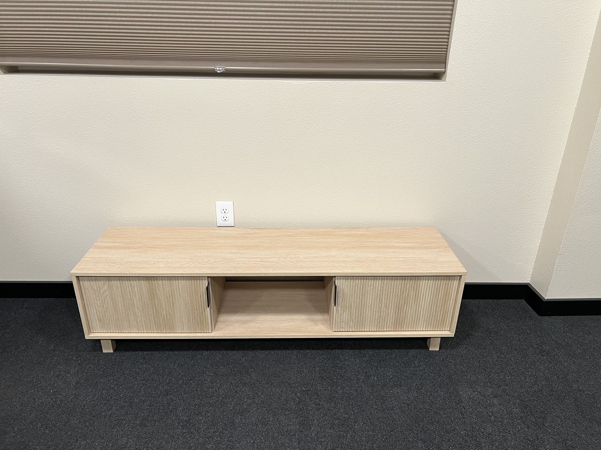 TV Stand Wood - Oak With Cabinets