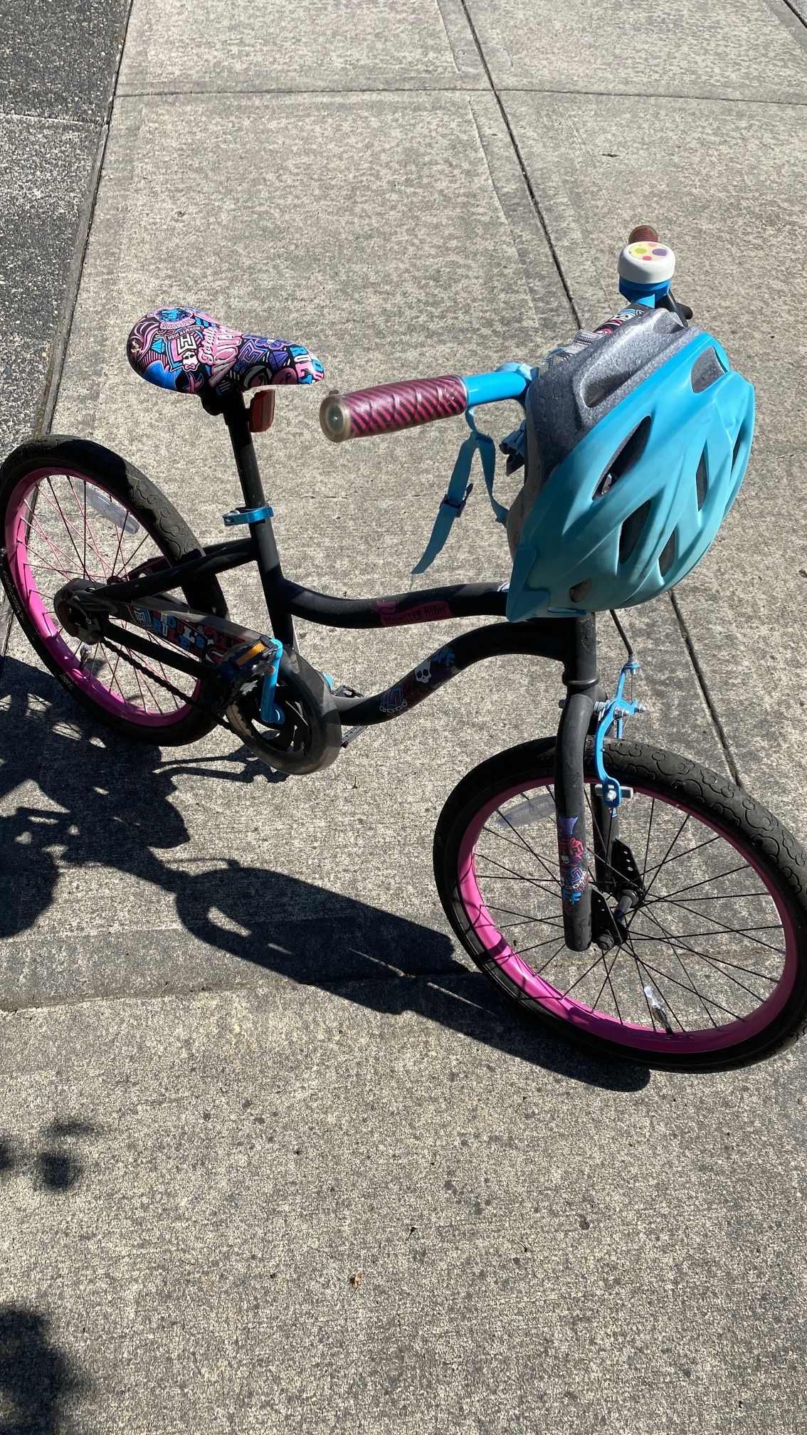 Girls Bike - Helmet Included