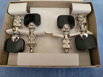 Vintage NOS Grover “Sta-Tite” Tuning Pegs #870– Original Box