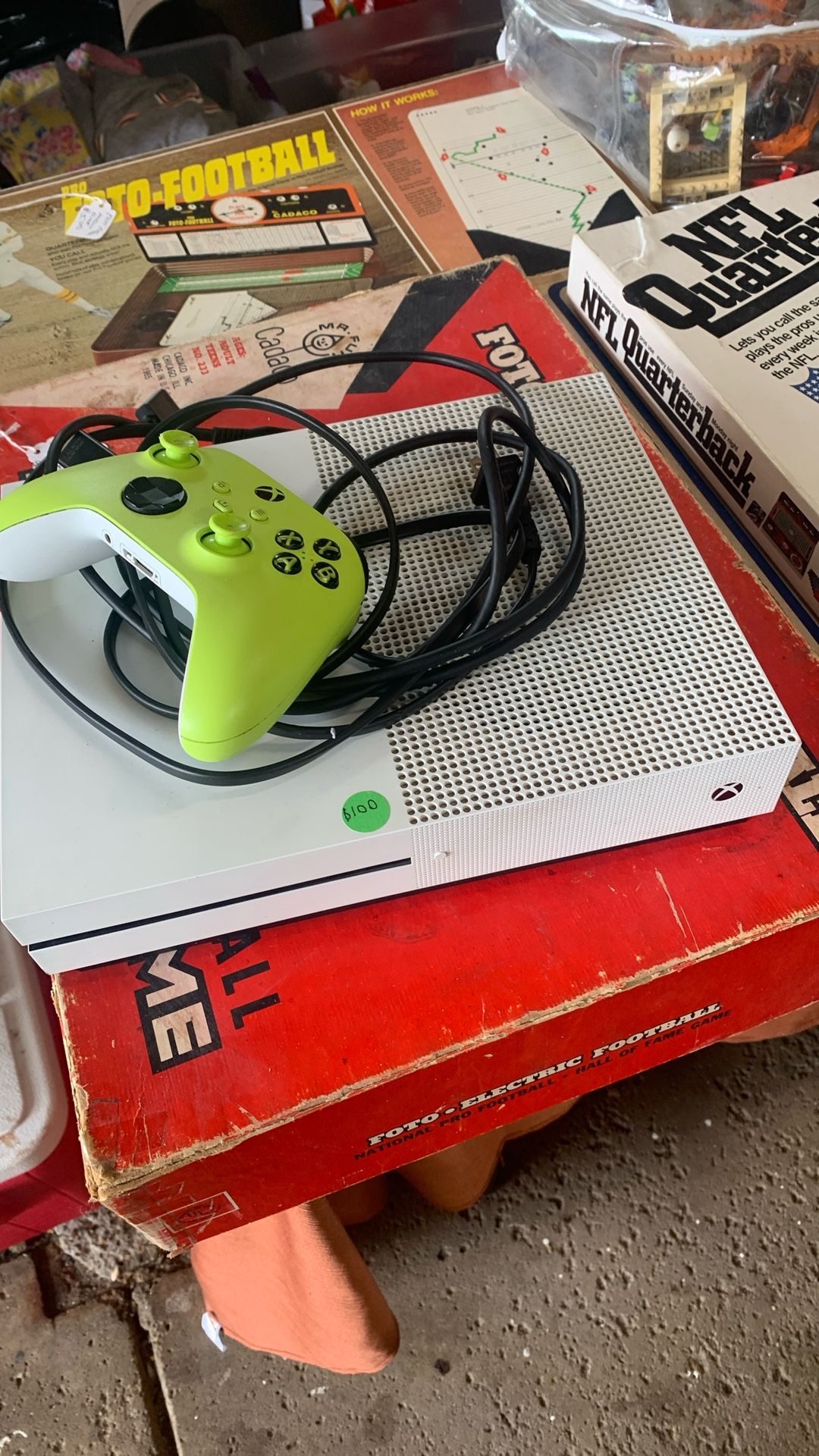 Xbox 1 With Remote