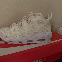 Size 6 Woman’s