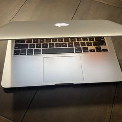 Apple MacBook Pro 13"