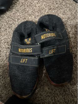 Lifting shoes
