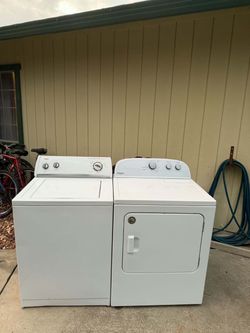 Whirlpool washer and electric dryer