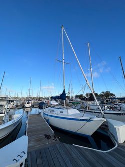 Ericson 27 Sailboat