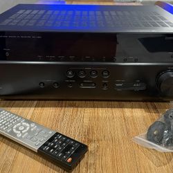 Yamaha RX-V681 AVC