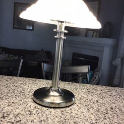 VINTAGE TABLE LAMP 1970,S . Excellent Conditions