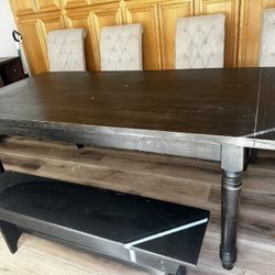 Dinning Table 