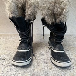Slightly Worn Sorel Boots