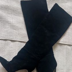 Knee Boots 20 Each 