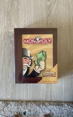 Vintage 2005 Monopoly Game