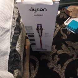 Dyson Outsize Cordless Vacuum