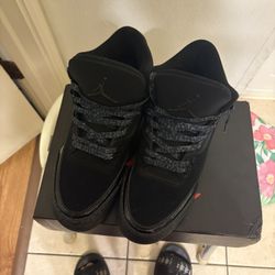 authentic Jordan 3 black cat worn a couple times size 11 throw a price