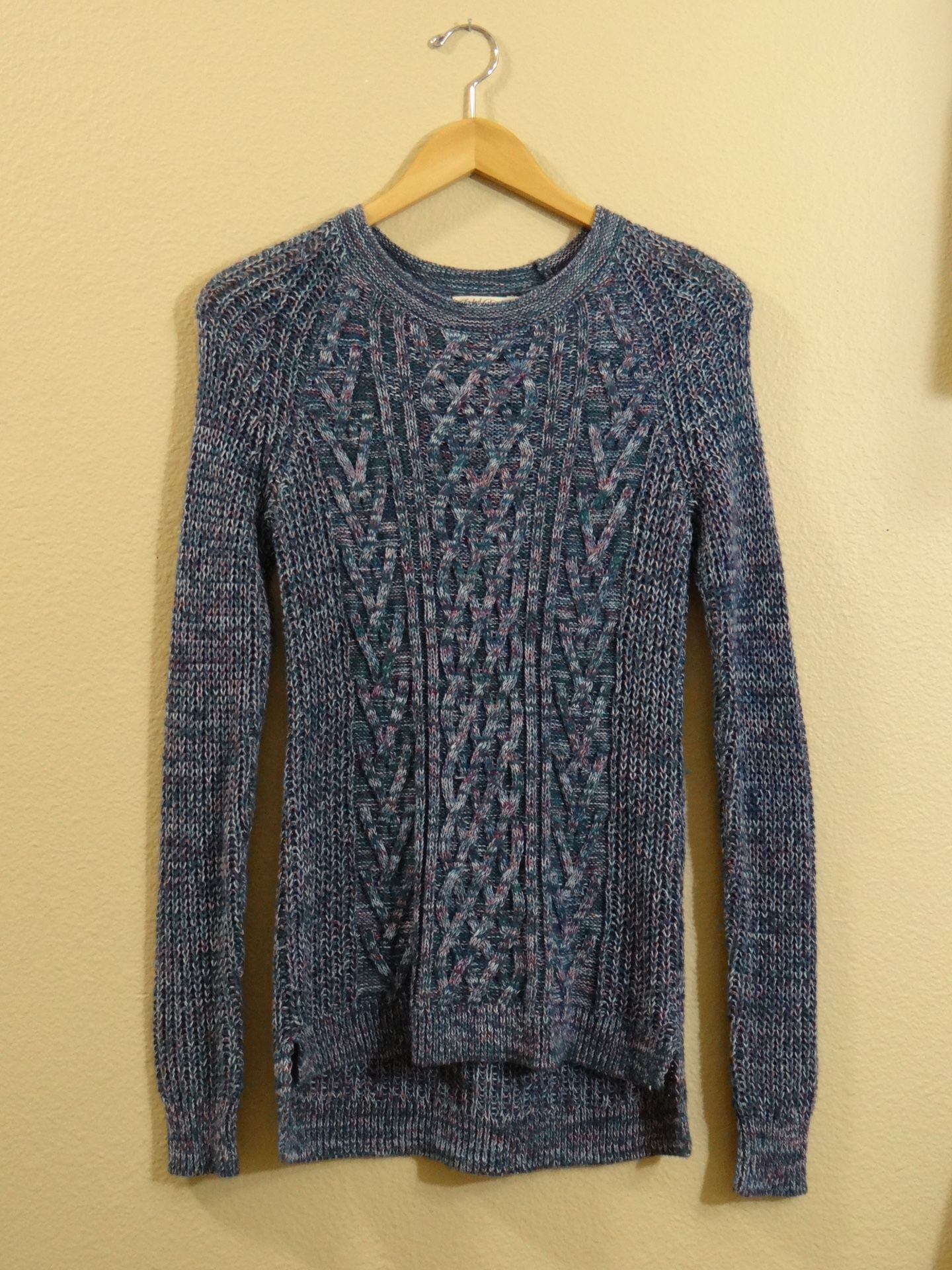 Faded Glory Knit Sweater Navy Blue/Multi Color