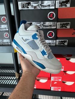 Jordan 4 Retro “Military Blue” FV5029-141 Mens size 11.5 Brand New