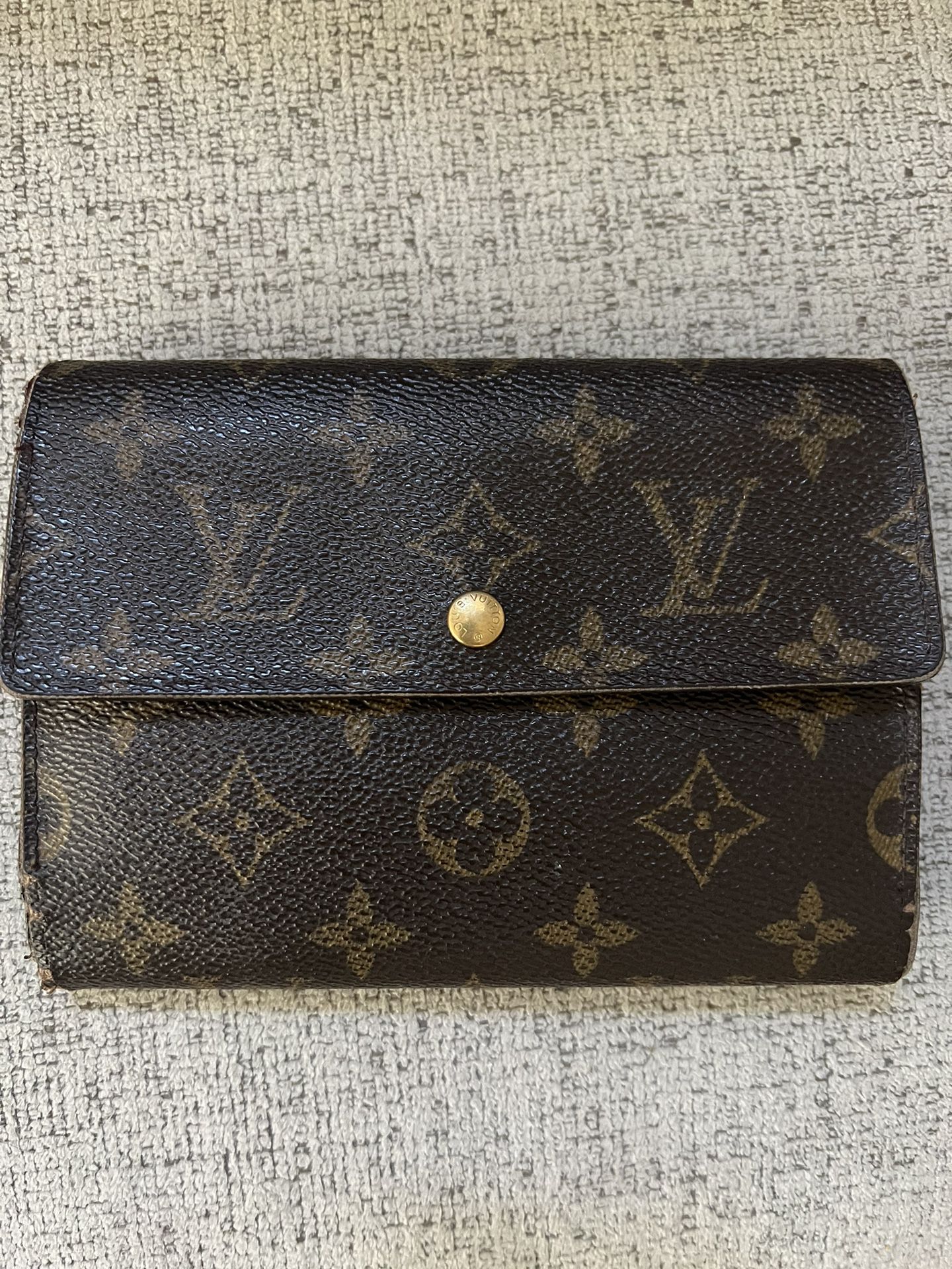 Vintage & second hand Louis Vuitton wallets
