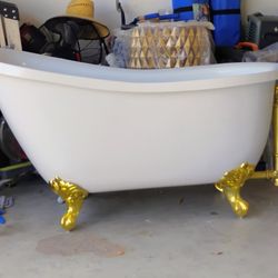 Bath Tub 