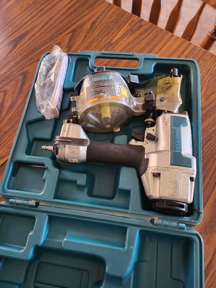 Makita Nail Gun