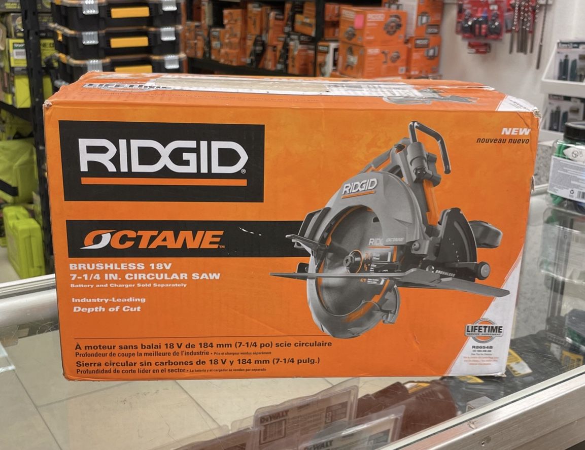 RIDGID 18V OCTANE Brushless Cordless 7-1/4 in. Circular Saw (Tool Only)