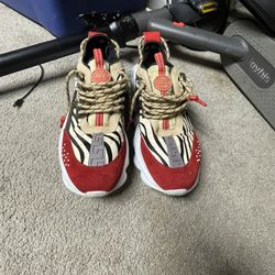 Versace Shoes *chain reaction*