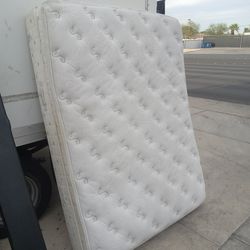 Nice Comfortable Quality Queen-size Mattress (no box spring)