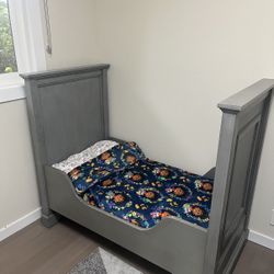 RH Original Convertible Crib or Toddler Bed + Mattress (great condition)  
