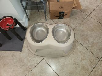 Pet Comfort by WeatherTech 12" double pet bowl