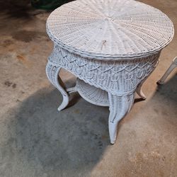 Round Wicker Side Table 