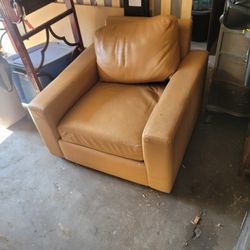 Leather Chair w/ Ottoman 
