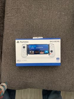 PlayStation Backbone- Made for iPhone/ Works with Android (USB-C) NEW with Case