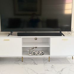TV stand 