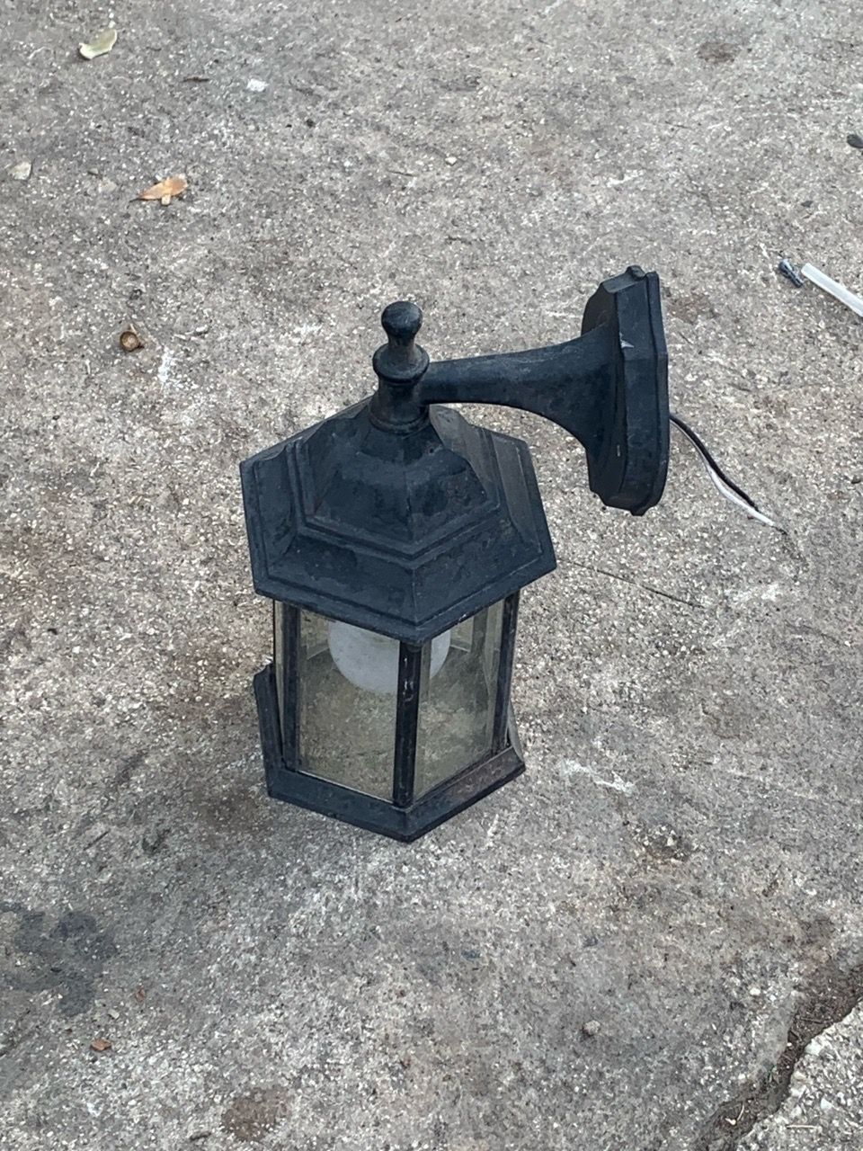 Out Side Visual Black Outdoor Wall Lantern Light Fixture for Sale in San Antonio, TX ...