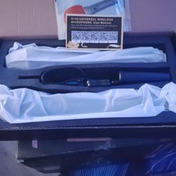 Brand New Wireless Mics Complete Kit 