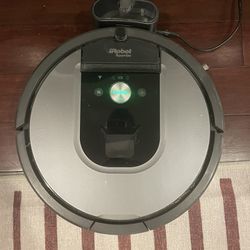 Roomba & Charger 