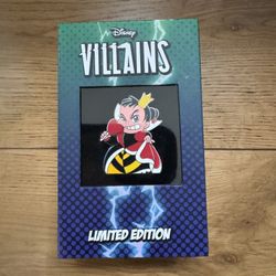 Walt Disney Imagineering Disney Villains Queen of Hearts Enamel Standee LE 400