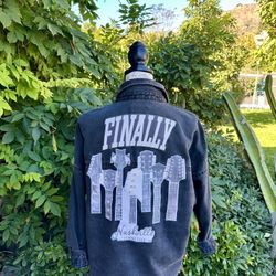 Women's Black Denim Nashville Shirt with Snap front and button cuffs XS