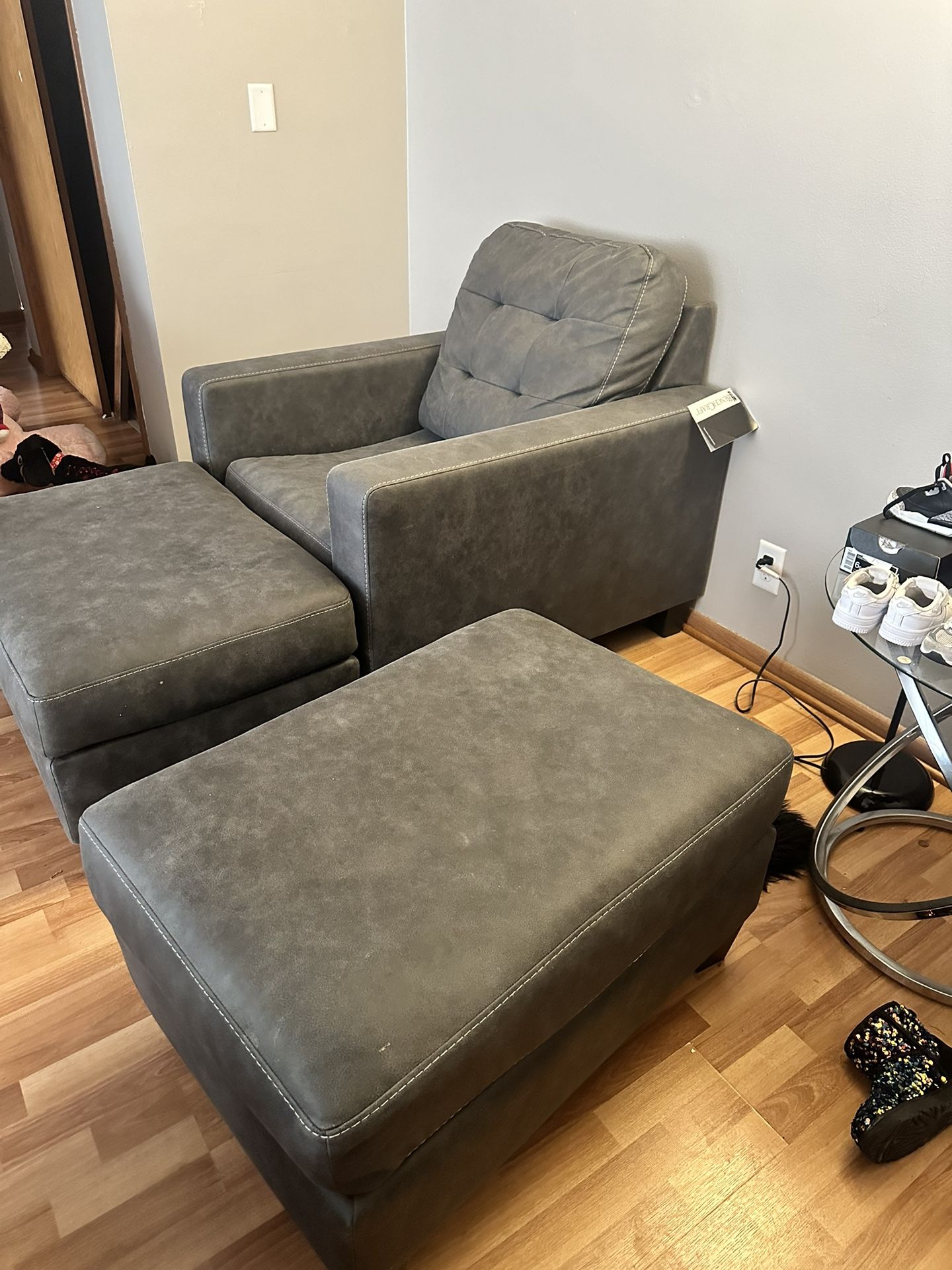 Sectional couch