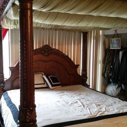 Bedroom set California king Solid wood