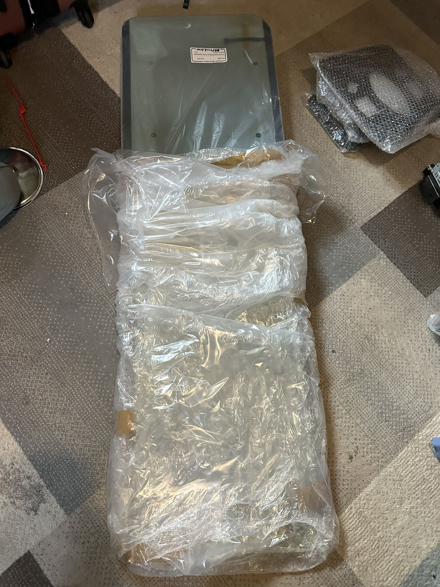 Brand New Land Rover Defender Heated Windshield