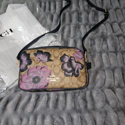 NWOT Coach Bag Purse Crossbody