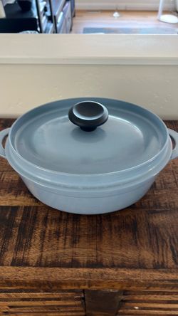 4 qt #28 Le Creuset enameled Cast Iron Dutch Oven pot
