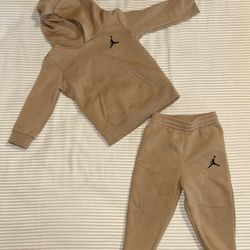 Jordan Brooklyn Fleece Pullover Set