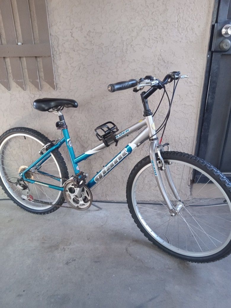 Bike Giant Boulder Tires Size 26
