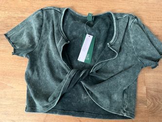 Wild Fable Ribbed Twist-Front Crop Top
